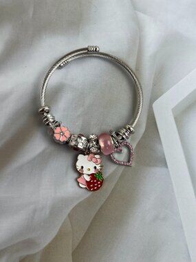 Pink Hello Kitty Bracelet cute